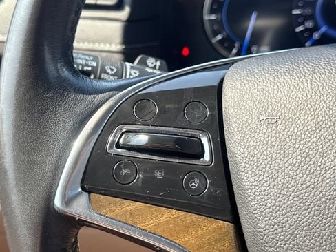 Used 2020 Cadillac Escalade ESV Premium Luxury RWD image 30
