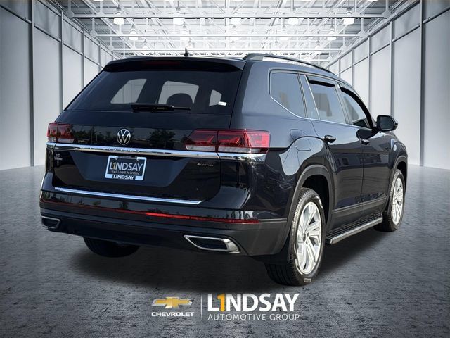 Used 2023 Volkswagen Atlas SE w/ Panoramic Sunroof Package AWD/4WD image 2