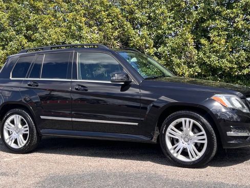 Used 2015 Mercedes-Benz GLK 350 4MATIC image 10