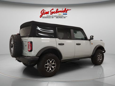 Used 2023 Ford Bronco Badlands AWD/4WD image 6