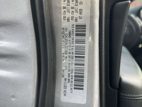 Used 2020 Jeep Grand Cherokee Limited image 14