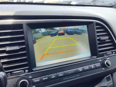 Used 2017 Hyundai Elantra Sport w/ Sport Premium Package 06 image 19