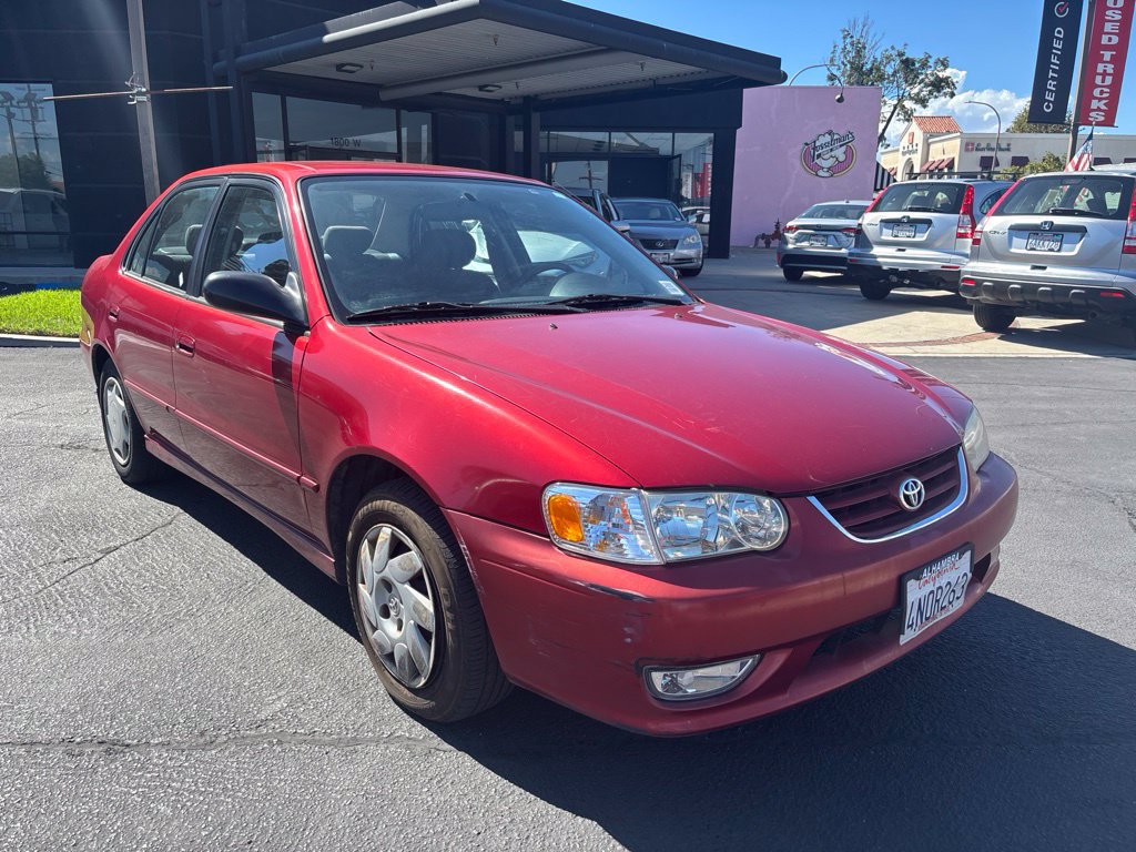 Used 2001 Toyota Corolla LE FWD image 2