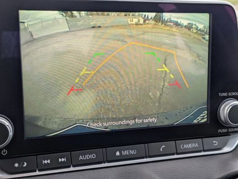 Used 2022 Nissan Sentra SV image 14