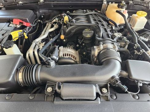 Used 2022 Jeep Gladiator Sport AWD/4WD image 30
