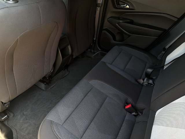 Used 2024 Chevrolet Trax RS FWD image 10