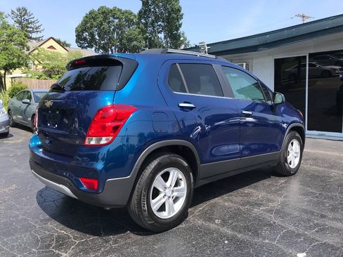 Used 2019 Chevrolet Trax LT w/ Driver Confidence Package FWD image 7