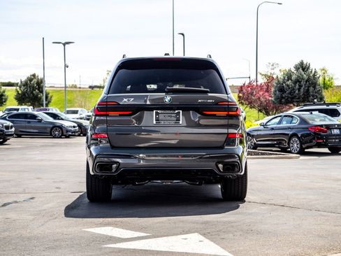 New 2026 BMW X7 xDrive40i w/ Executive Package image 4