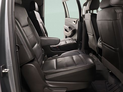 Used 2020 GMC Yukon XL Denali w/ Open Road Package AWD/4WD image 36