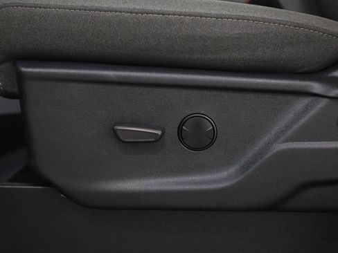 Used 2025 Ford F250 XLT w/ Black Appearance Package image 28