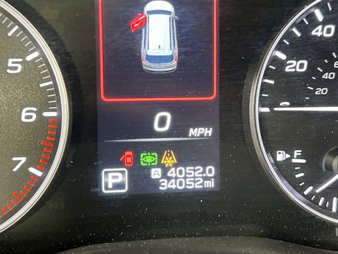 Used 2023 Subaru Ascent Limited w/ Technology Package image 12