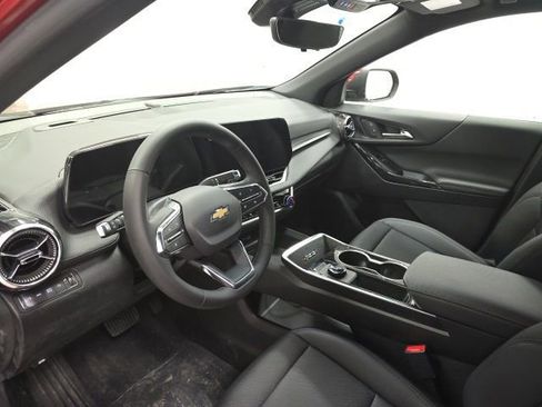 New 2026 Chevrolet Equinox LT w/ Convenience Package II image 9