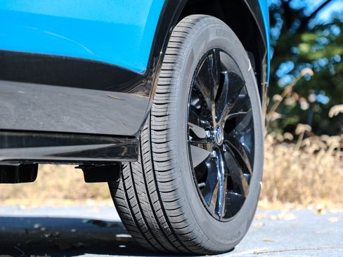 New 2026 Buick Encore GX Sport Touring w/ Comfort Package image 5