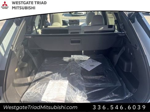 New 2026 Mitsubishi Outlander SE FWD image 28