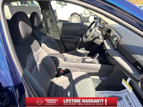 New 2026 Nissan Kicks SV w/ SV Premium Package image 17