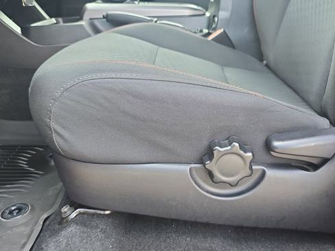 Used 2020 Toyota Tacoma SR5 w/ SR5 Appearance Package (SM) image 28