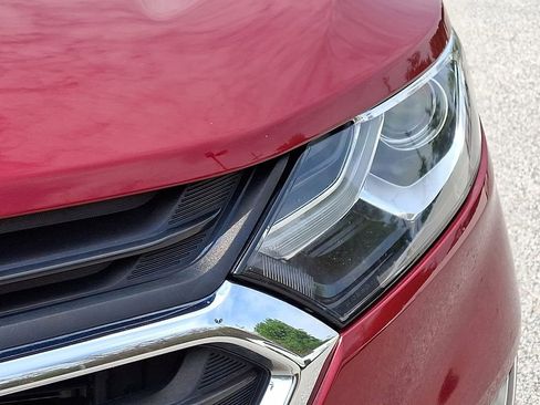 Used 2019 Chevrolet Equinox LT w/ Sun & Navigation Package AWD/4WD image 12