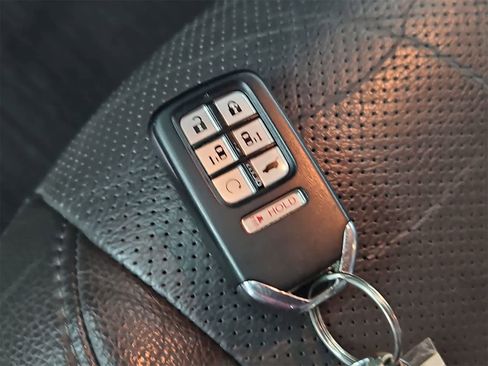 Used 2019 Honda Odyssey Elite image 37