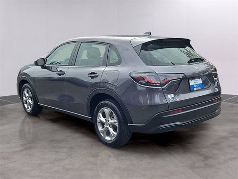Certified 2024 Honda HR-V LX image 5
