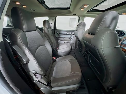 Used 2014 Chevrolet Traverse LT w/ All-Star Edition image 40