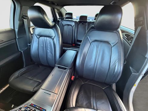 Used 2018 Lincoln MKZ Reserve w/ Climate Package AWD/4WD image 13