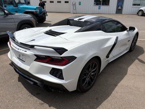 Used 2023 Chevrolet Corvette Stingray Premium Conv w/ Z51 Performance Package RWD image 10