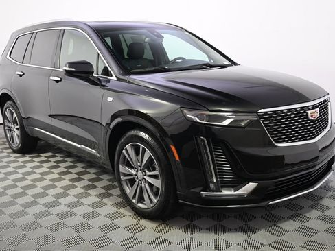 Used 2024 Cadillac XT6 Premium Luxury w/ LPO, Floor Liner Package AWD/4WD image 8