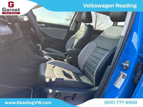 Certified 2023 Volkswagen Taos SEL image 9