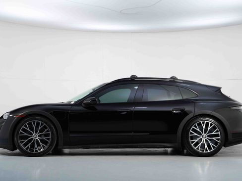 Used 2023 Porsche Taycan 4 Cross Turismo w/ Premium Package image 9