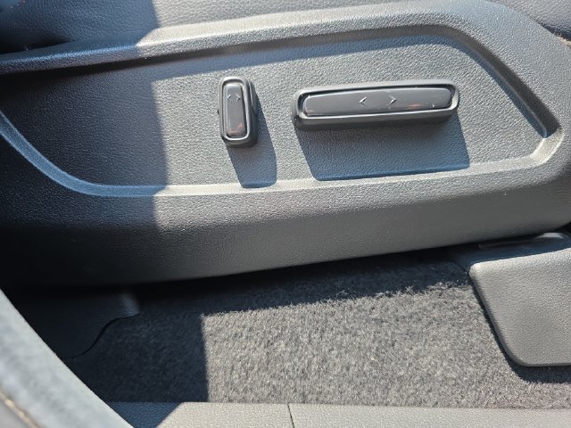 Certified 2025 Honda Pilot TrailSport image 37