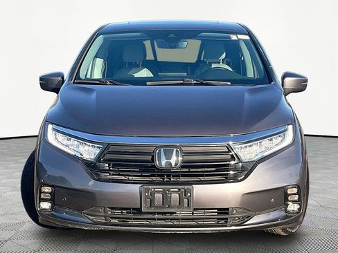 Used 2023 Honda Odyssey Touring image 2