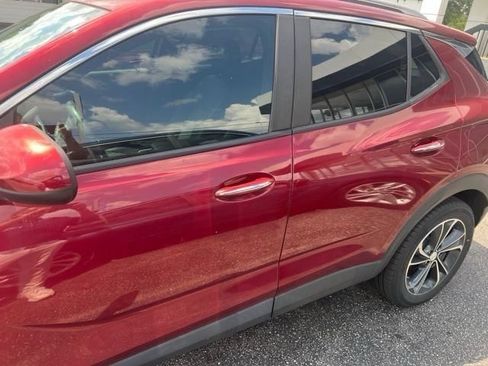 Used 2023 Buick Encore GX Select FWD image 3