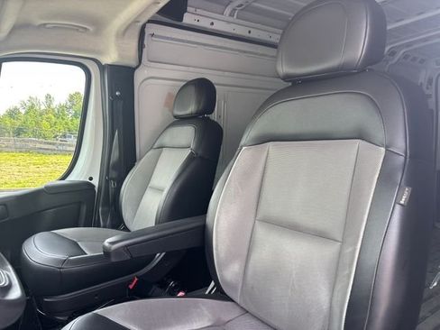 Used 2023 RAM ProMaster 2500 FWD image 26