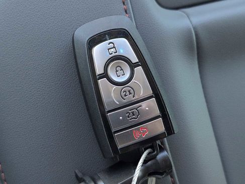 New 2025 Ford Expedition Max Active image 27