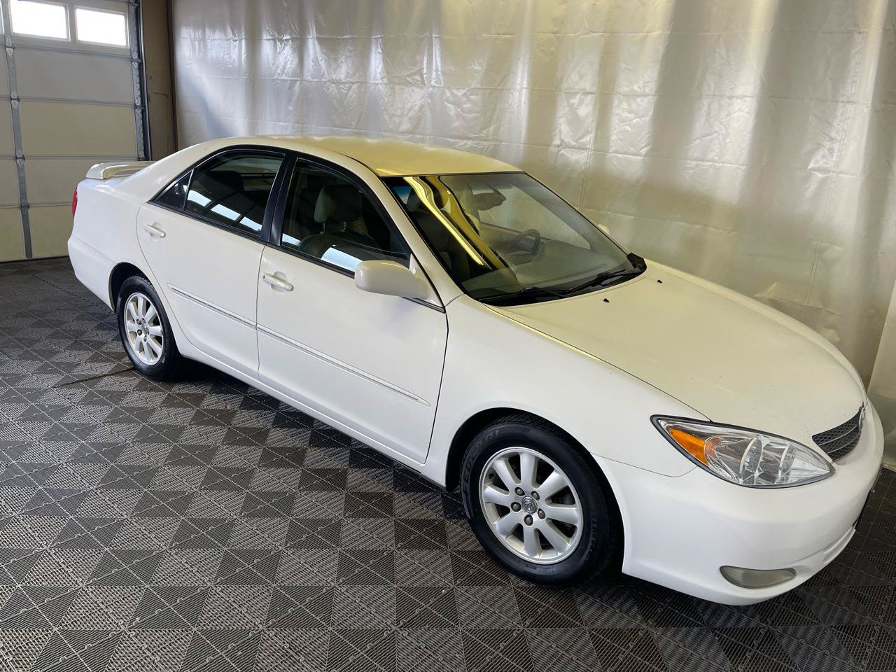 Used 2003 Toyota Camry XLE FWD image 10