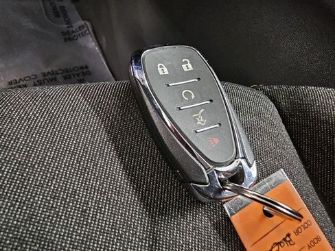 Used 2020 Chevrolet Equinox LT image 36