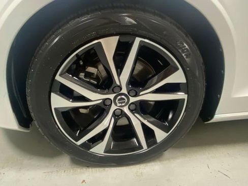 Used 2025 Volvo S60 B5 Core FWD image 5