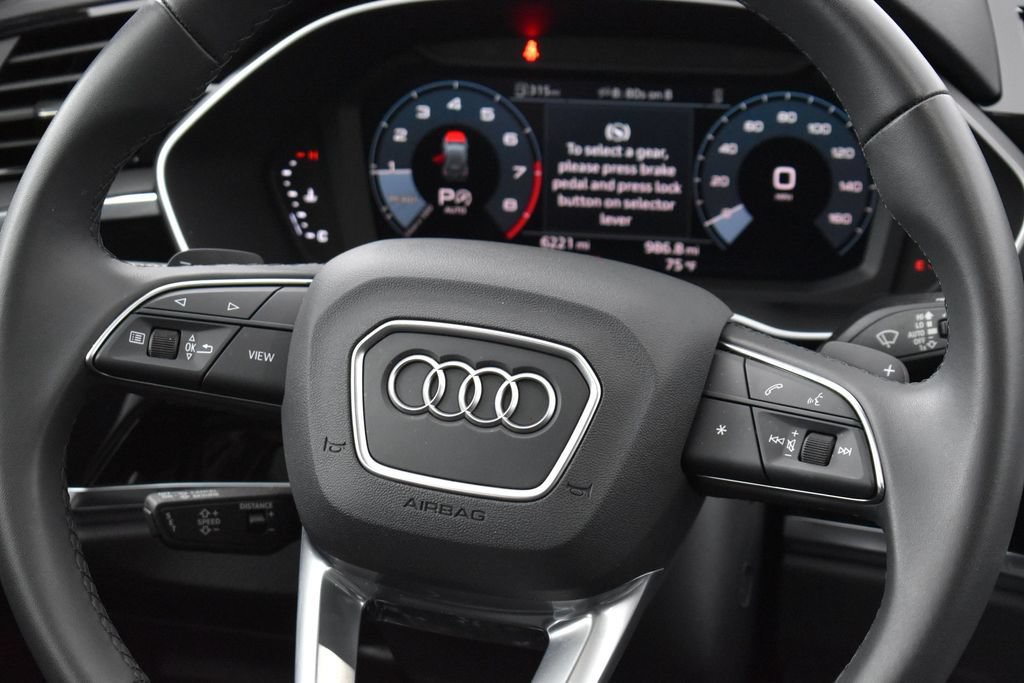 Used 2025 Audi Q3 2.0T Premium w/ Convenience Package AWD/4WD image 14