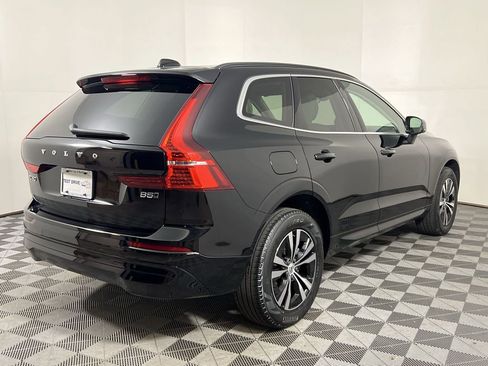 Certified 2023 Volvo XC60 B5 Core w/ Climate Package image 10