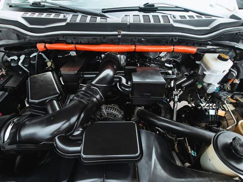 Used 2020 Ford F350 XL w/ Power Equipment Group image 20