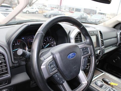 Used 2019 Ford Expedition Platinum image 14