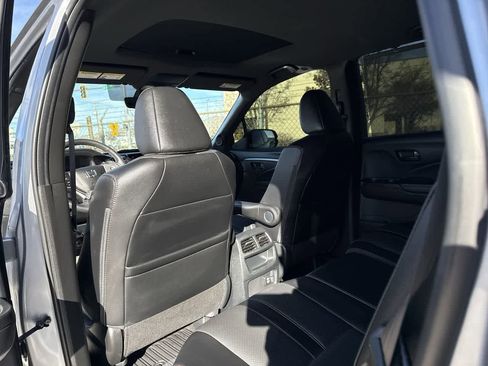 Used 2022 Honda Passport TrailSport image 13