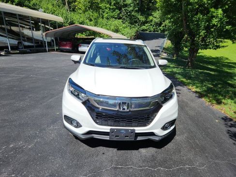 Used 2021 Honda HR-V EX-L image 4