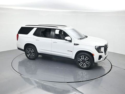 Used 2023 GMC Yukon AT4 w/ Technology Package AWD/4WD image 42