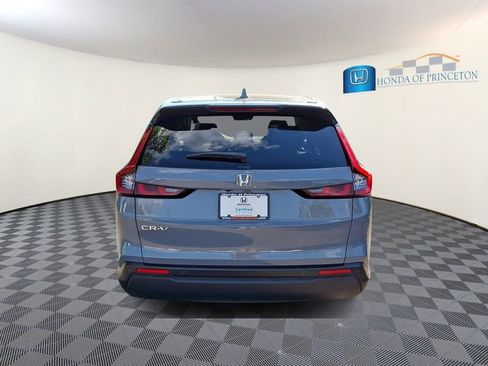 Used 2025 Honda CR-V EX-L image 5