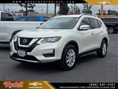 Used 2018 Nissan Rogue SV w/ Premium Package image 1
