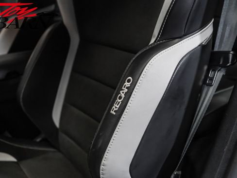 Used 2021 Ford Mustang Shelby GT500 w/ Technology Package image 26