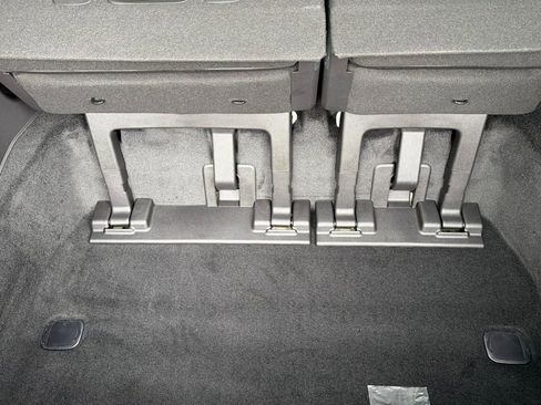 New 2026 Kia Carnival SX image 13