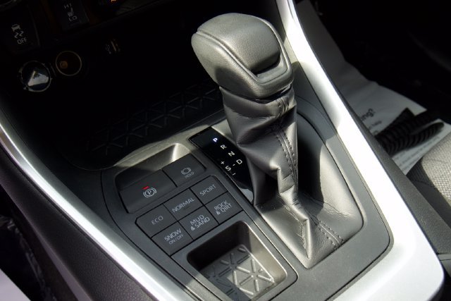 Used 2025 Toyota RAV4 XLE w/ Weather Package AWD/4WD image 25