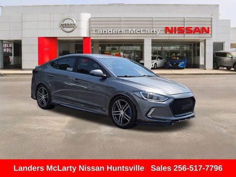 Used 2018 Hyundai Elantra SEL FWD image 1